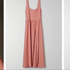 Wilfred market slit dress in heirloom pink